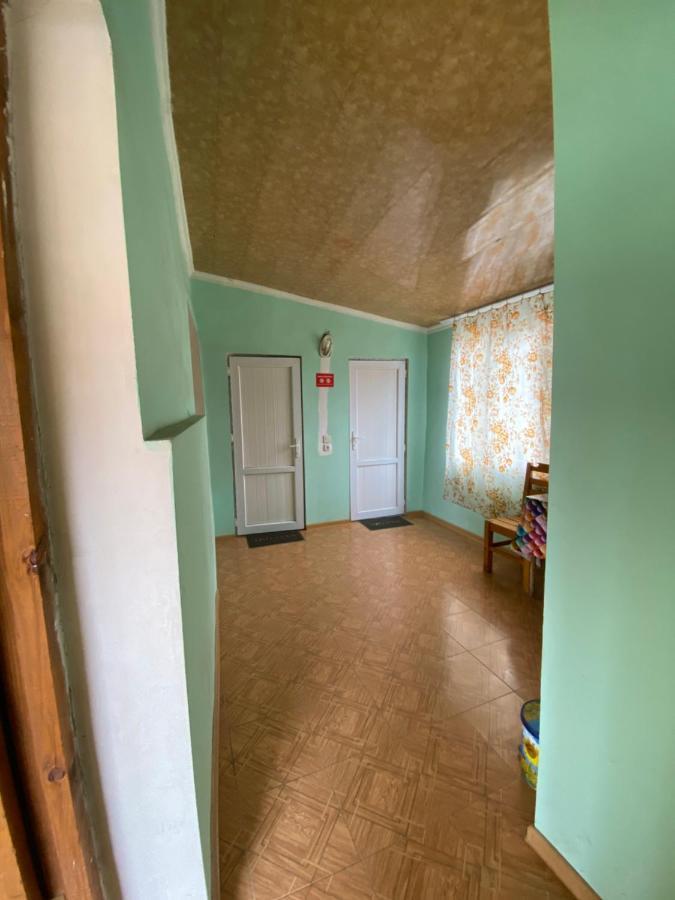 Shaulini Hotel Kashveti Luaran gambar