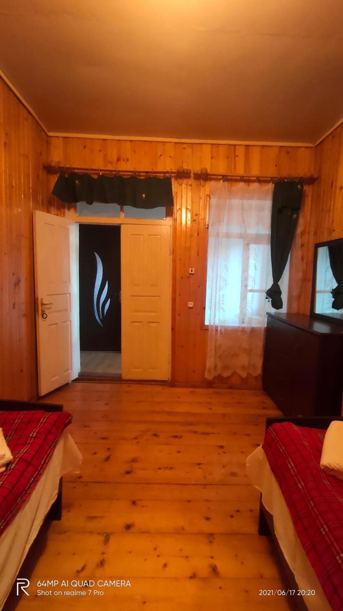 Shaulini Hotel Kashveti Bilik gambar
