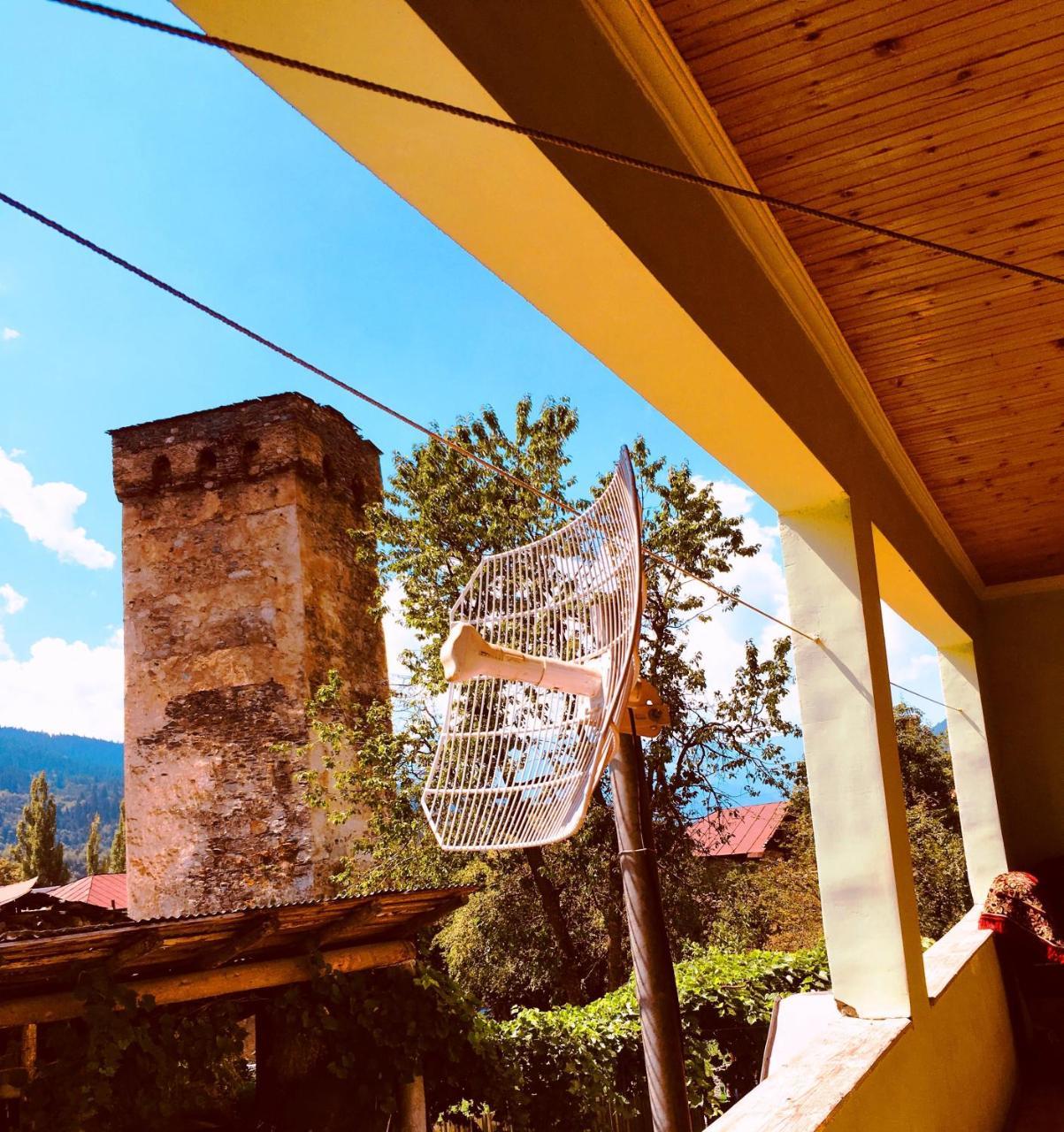 Shaulini Hotel Kashveti Luaran gambar